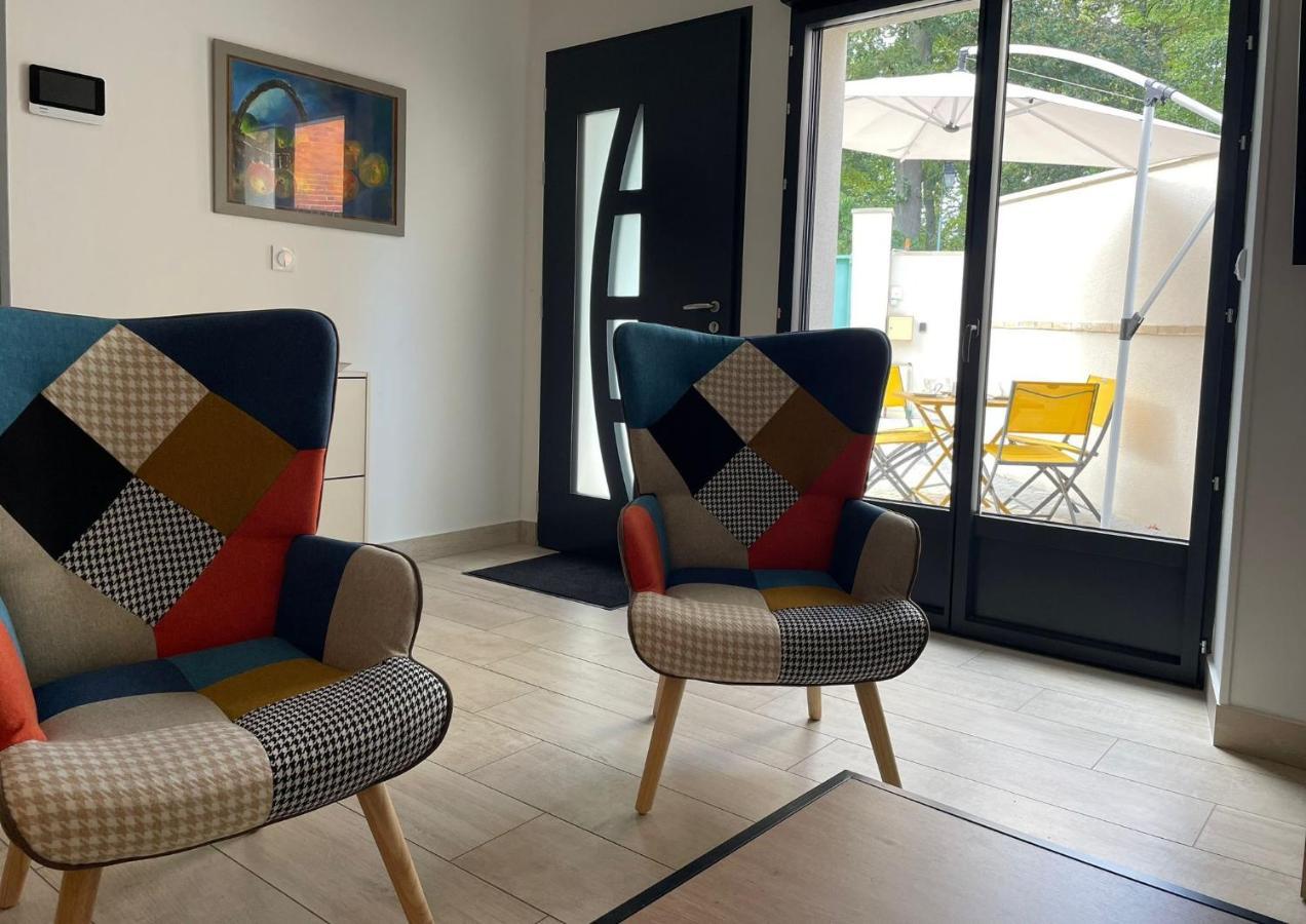 L'Archeveche : Au Pied De La Cathedrale Appartement Bourges Buitenkant foto